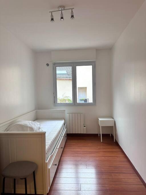 Appartement F3, 2 Chambres Іврі-сюр-Сен Екстер'єр фото